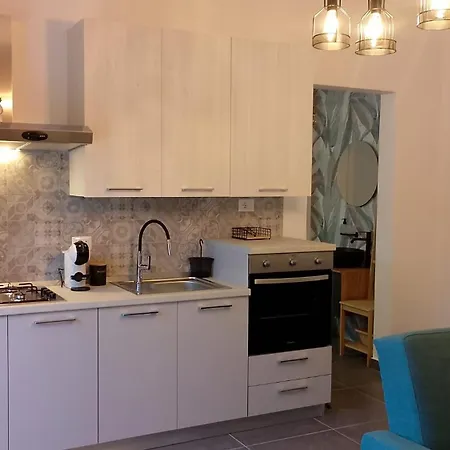 Gelsemium Vakantiehuis Syracuse